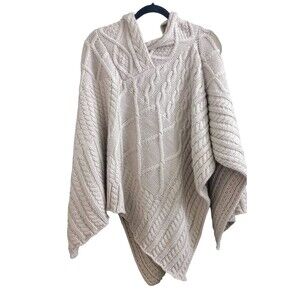 Aran Traditions Cable Knit Shawl Poncho Beige Women's NWT ONE SIZE